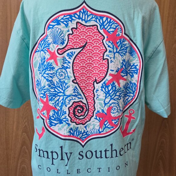 Simply Southern Seahorse Graphic Tee - Picture 6 of 13